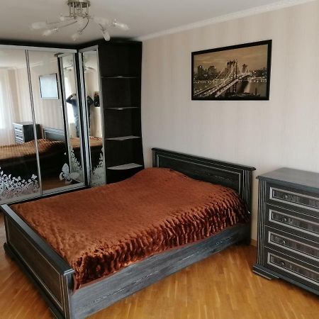 Тихая Квартира В Центре Ковеля Kovel' Ngoại thất bức ảnh