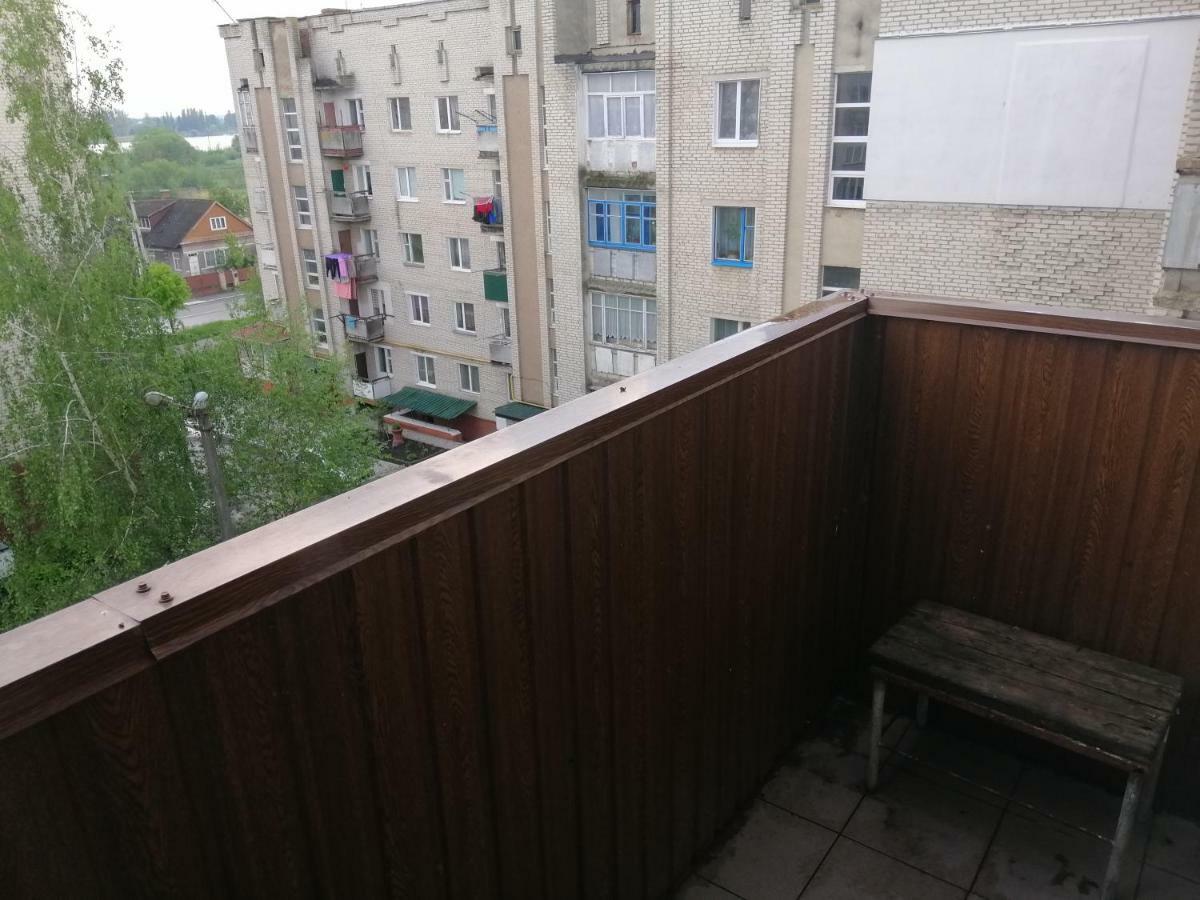 Тихая Квартира В Центре Ковеля Kovel' Ngoại thất bức ảnh